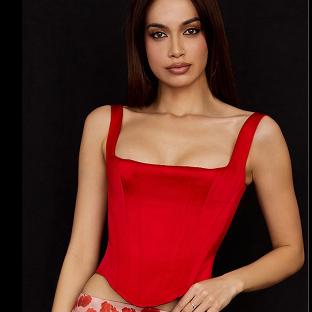 House of CB red corset, XS. Never worn, tag on.